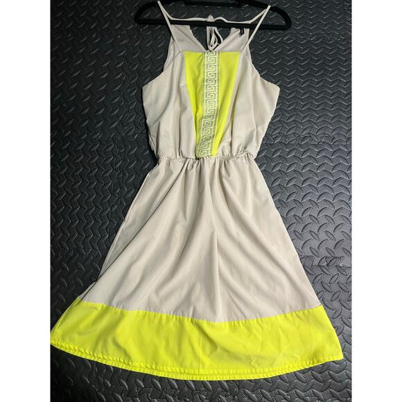 Maurices Beige & Neon Yellow Sleeveless Dress - Picture 1 of 4
